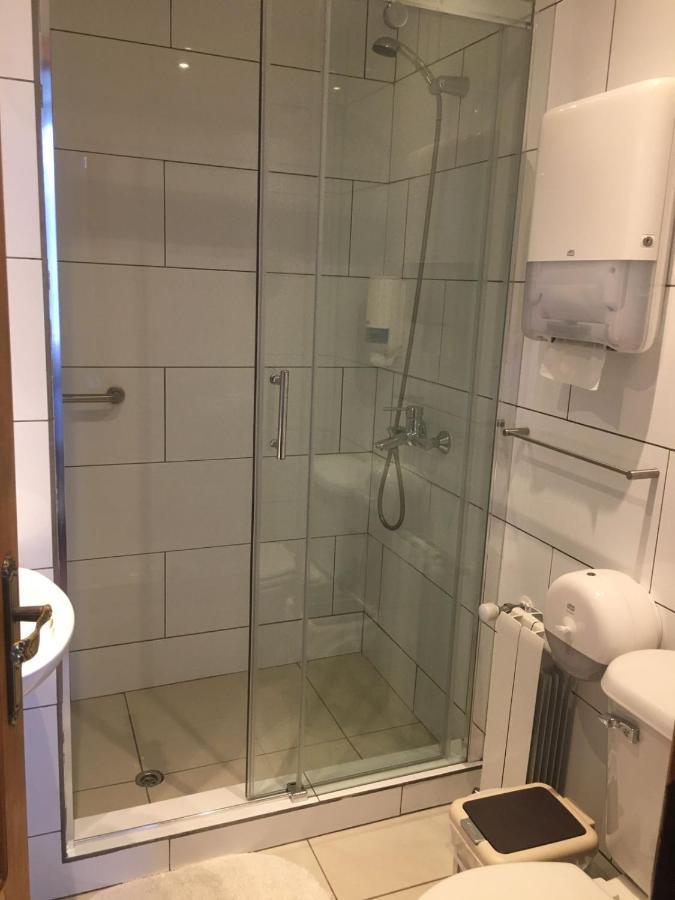 Hostal Balmaceda Punta Arenas Buitenkant foto