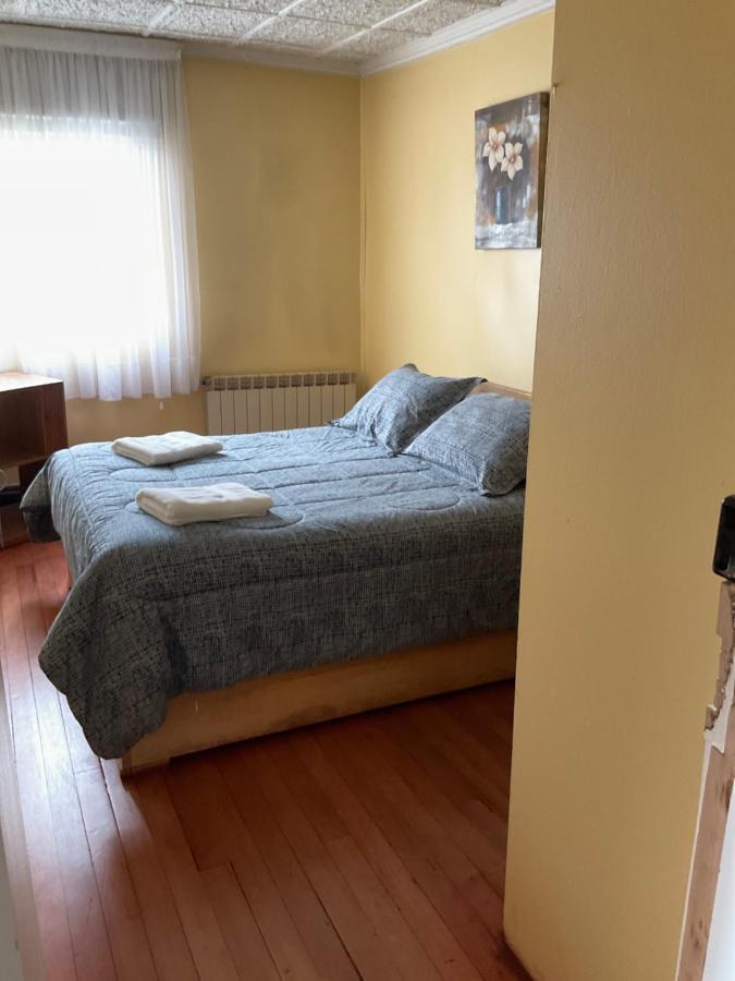 Hostal Balmaceda Punta Arenas Buitenkant foto
